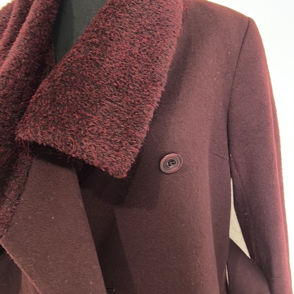 Trina Turk Coat - Picture 6 of 12